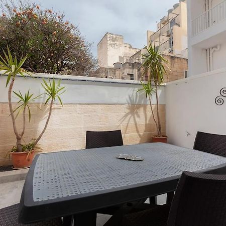 Comfy Apt With Terrace, 5 Mins To Sliema Ferries By 360 Estates Gzira Exterior foto